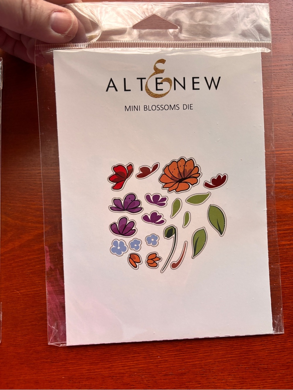 Altenew Stamp & Die Set - Mini Blossoms NEW - Picture 3 of 7